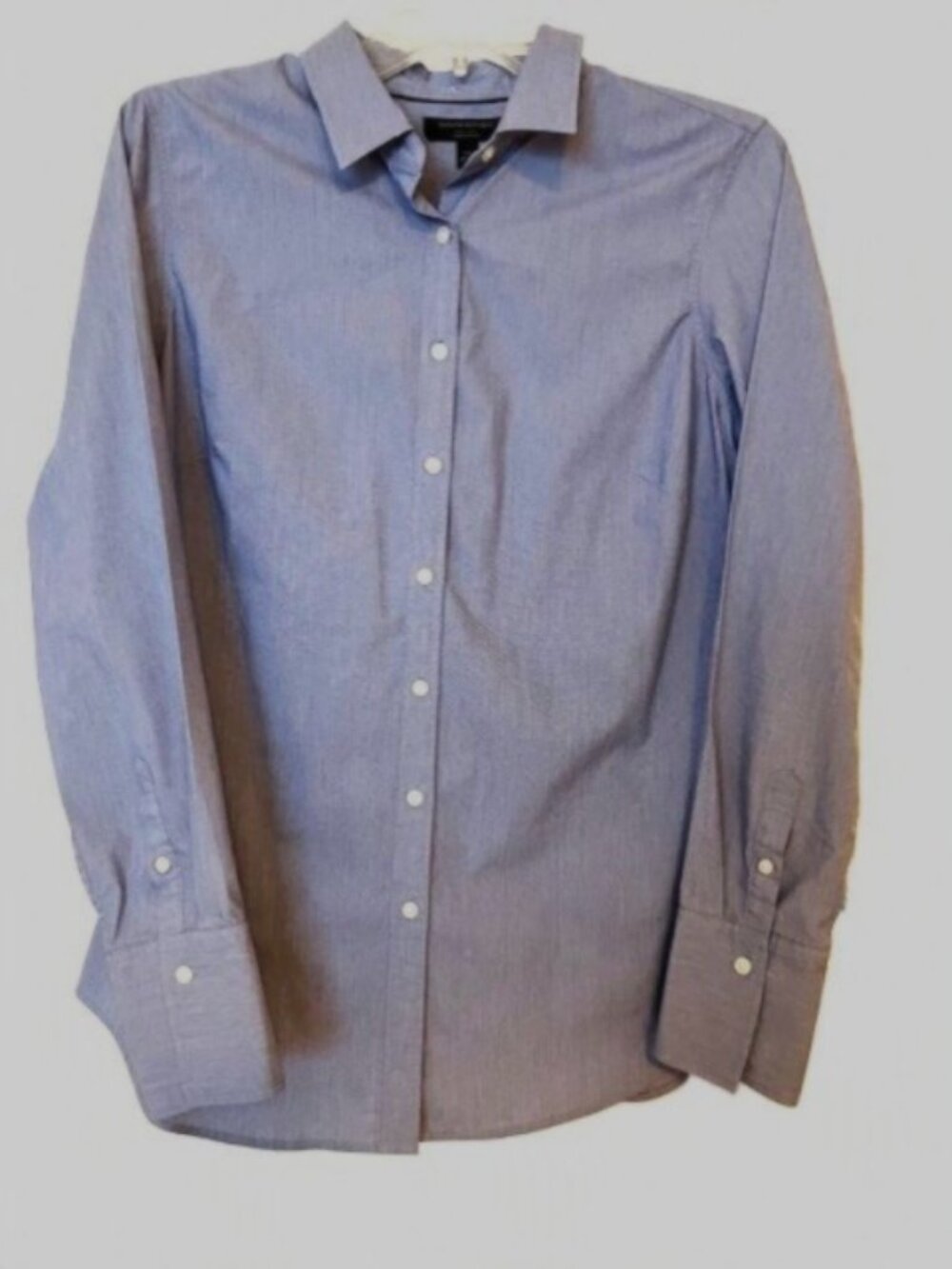 Banana Republic Women's Riley Tailored Fit Blue Button Down Shirt Size 10